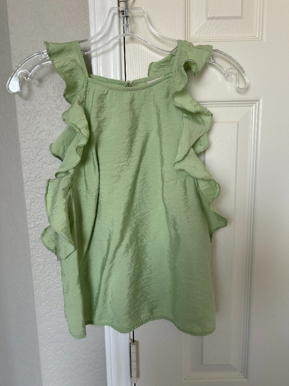 A New Day Ruffled Sleeveless Women's Blouse - Green - X Small